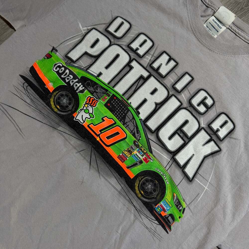 Danica Patrick Stewart-Haas Racing Go Daddy #10 NASCAR T-Shirt - Picture 4 of 7